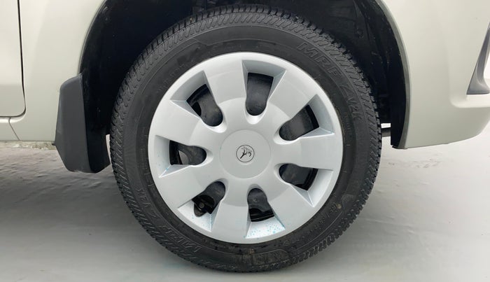 2017 Maruti Alto K10 VXI P, Petrol, Manual, 8,841 km, Right Front Wheel