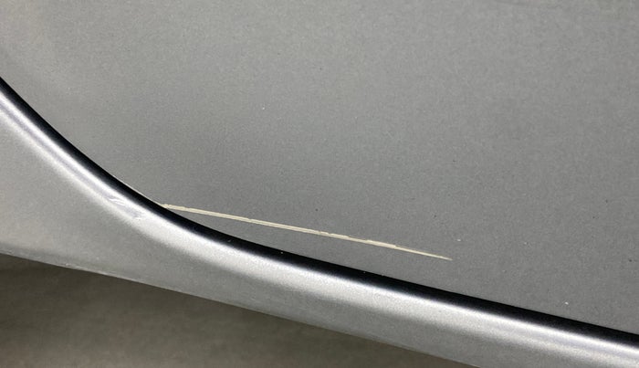 2013 Toyota Etios G, Petrol, Manual, 42,232 km, Right rear door - Minor scratches