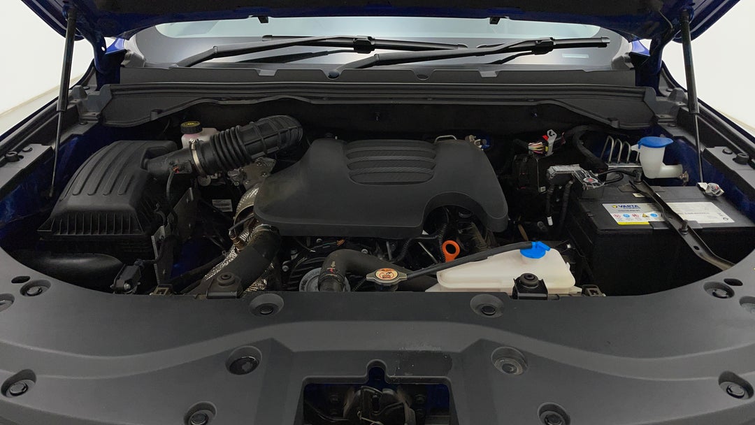 Open Bonnet (Engine)