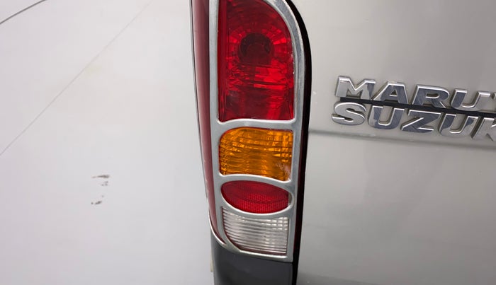 2018 Maruti Eeco 5 STR WITH A/C+HTR, CNG, Manual, 55,045 km, Left tail light - Minor scratches