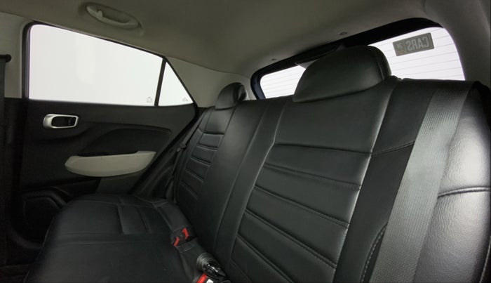 2022 Hyundai VENUE S (O) 1.0 TURBO IMT, Petrol, Manual, 24,228 km, Right Side Rear Door Cabin