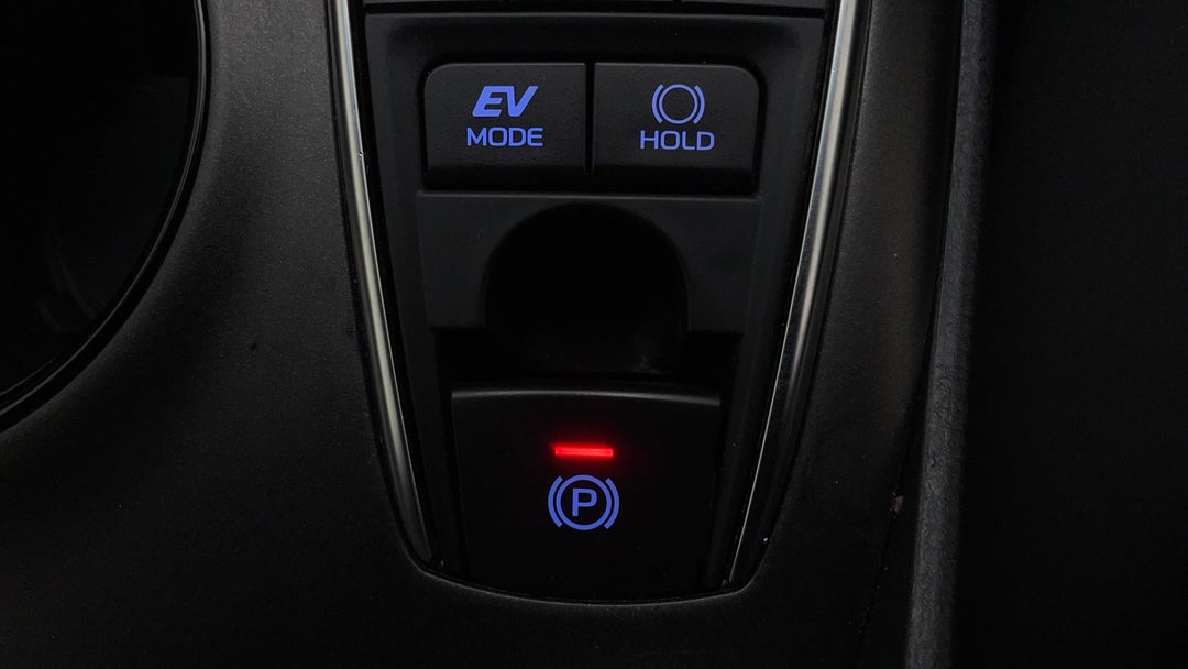 2023 Toyota Camry Ascent Hybrid, Automatic, 54554 km, Handbrake