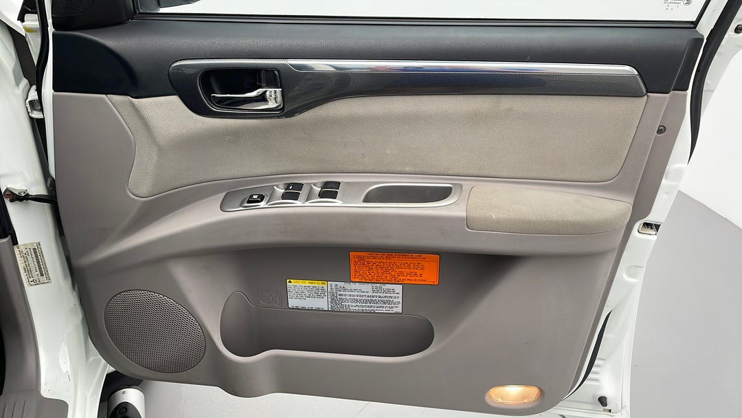 2015 Mitsubishi Challenger (4x4), Automatic, 102952 km, Speaker View