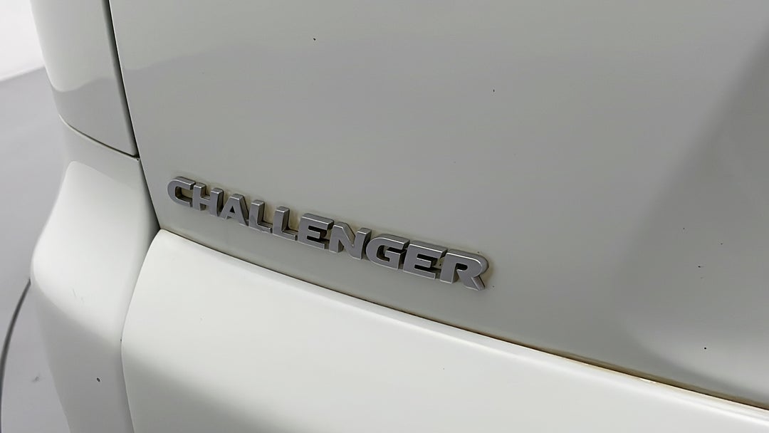 2015 Mitsubishi Challenger (4x4), Automatic, 102952 km, Badge (Boot Left Side)