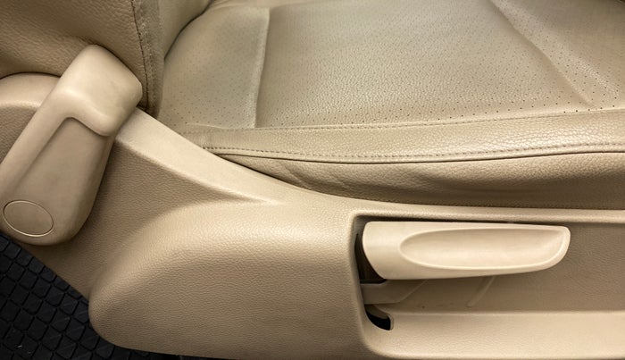 2018 Volkswagen Vento HIGHLINE TDI AT, Diesel, Automatic, 54,029 km, Driver Side Adjustment Panel