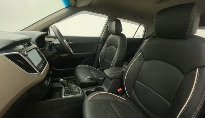 2016 Hyundai Creta SX PLUS AT 1.6 DIESEL, Diesel, Automatic, 77,740 km, Right Side Front Door Cabin