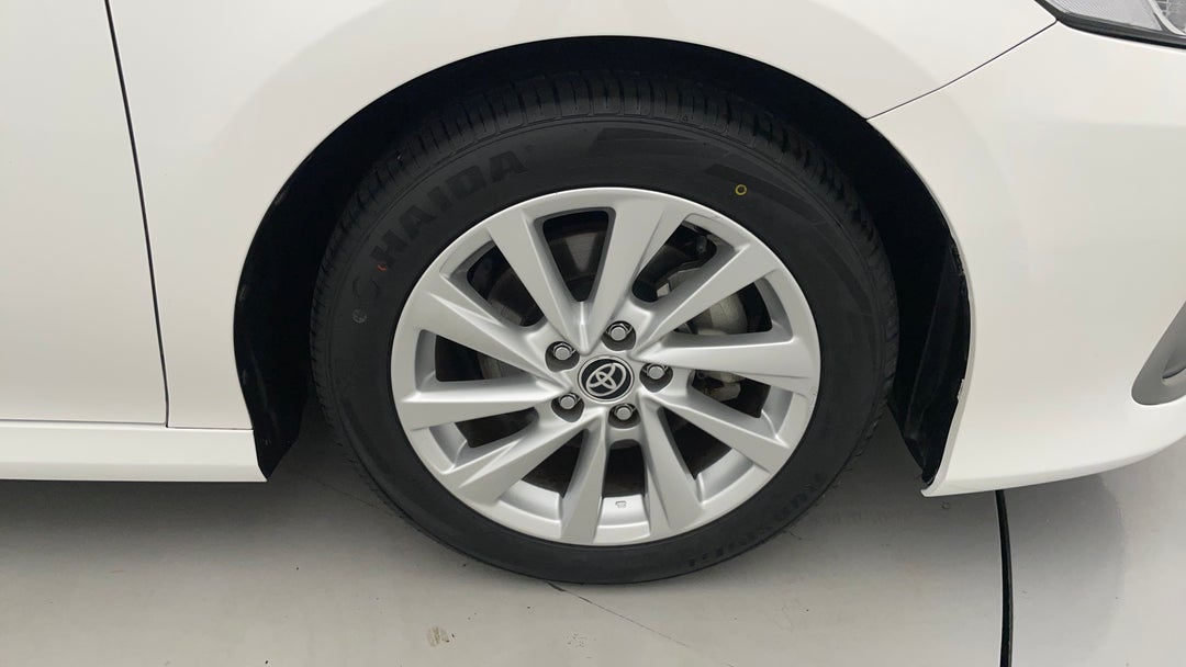 2022 Toyota Camry Ascent, Automatic, 91144 km, Right Front Wheel