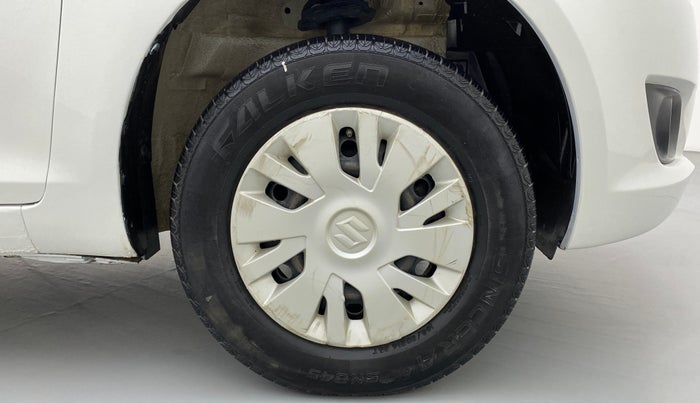 2014 Maruti Swift VXI D, Petrol, Manual, 51,788 km, Right Front Wheel