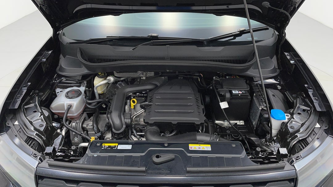 Open Bonnet (Engine)