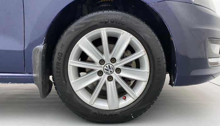 2015 Volkswagen Vento HIGHLINE PETROL, Petrol, Manual, 60,003 km, Right Front Wheel