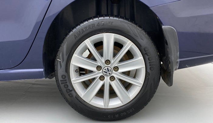 2015 Volkswagen Vento HIGHLINE PETROL, Petrol, Manual, 60,003 km, Left Rear Wheel