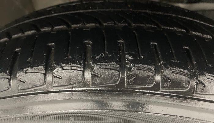2018 Honda Jazz 1.2 S MT, Petrol, Manual, 29,701 km, Right Front Tyre Tread