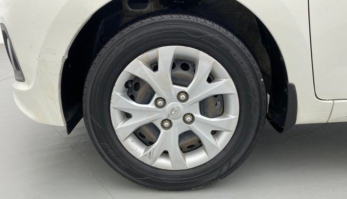 2015 Hyundai Grand i10 MAGNA 1.2 KAPPA VTVT, CNG, Manual, 75,716 km, Left Front Wheel
