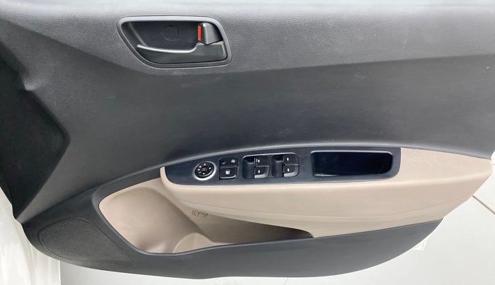 2015 Hyundai Grand i10 MAGNA 1.2 KAPPA VTVT, CNG, Manual, 75,716 km, Driver Side Door Panels Control