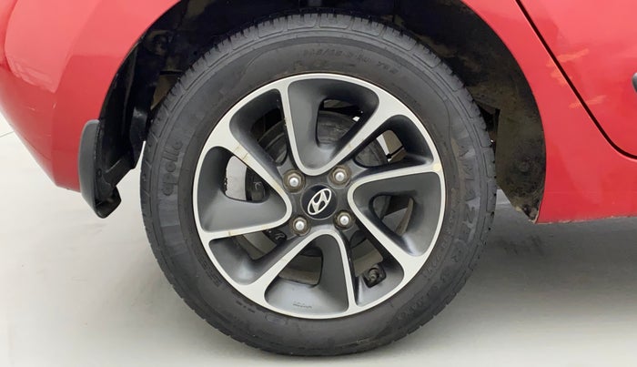 2017 Hyundai Grand i10 ASTA 1.2 KAPPA VTVT, Petrol, Manual, 40,120 km, Right Rear Wheel