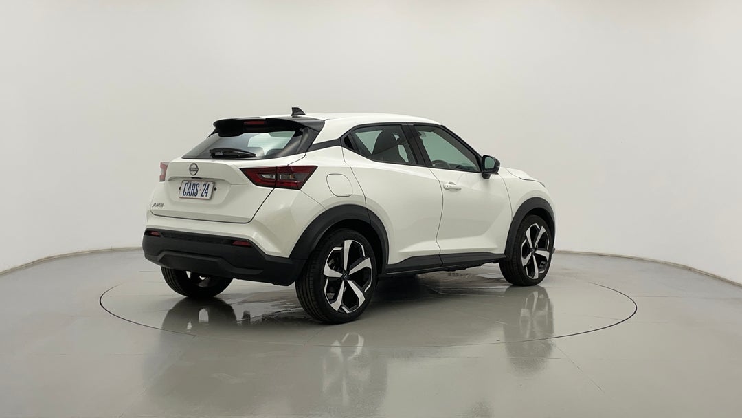 Right Back Diagonal (45- Degree) View