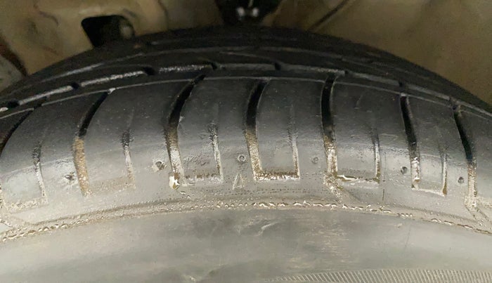 2019 Hyundai Creta SX (O) 1.6 DIESEL, Diesel, Manual, 72,062 km, Left Front Tyre Tread