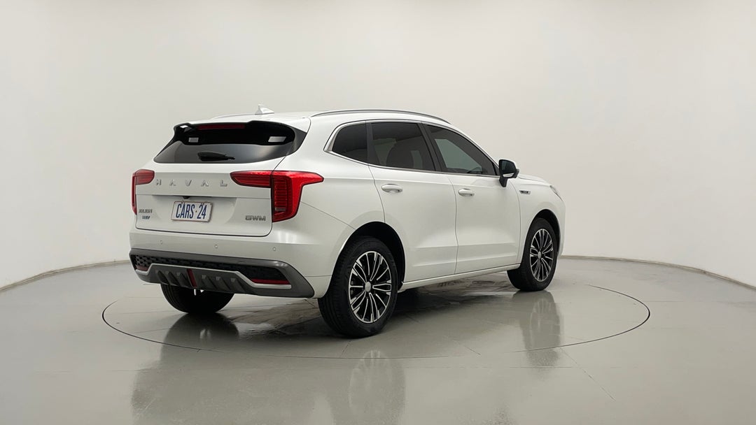 Right Back Diagonal (45- Degree) View