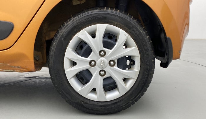 2015 Hyundai Grand i10 SPORTZ 1.2 KAPPA VTVT, Petrol, Manual, 17,140 km, Left Rear Wheel