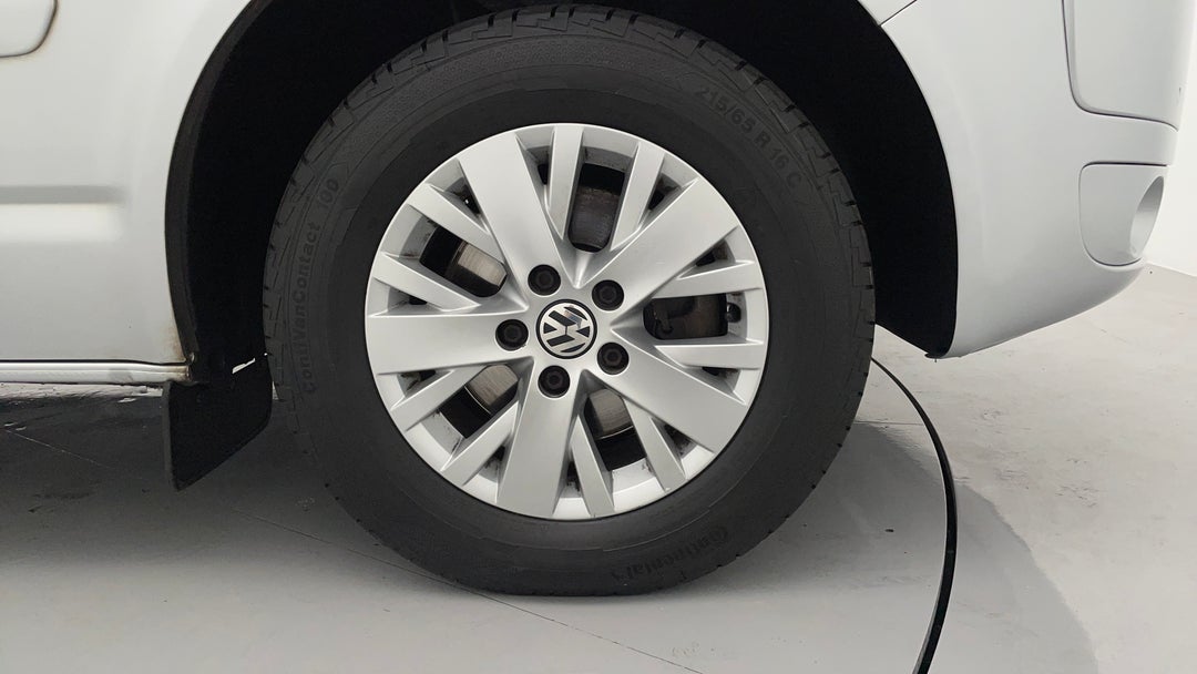 2015 Volkswagen Multivan Comfortline Tdi340, Automatic, 144392 km, Right Front Wheel