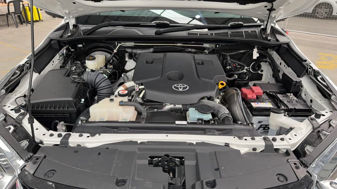 2025 Toyota Fortuner Crusade, Automatic, 11274 km, Open Bonnet (Engine)
