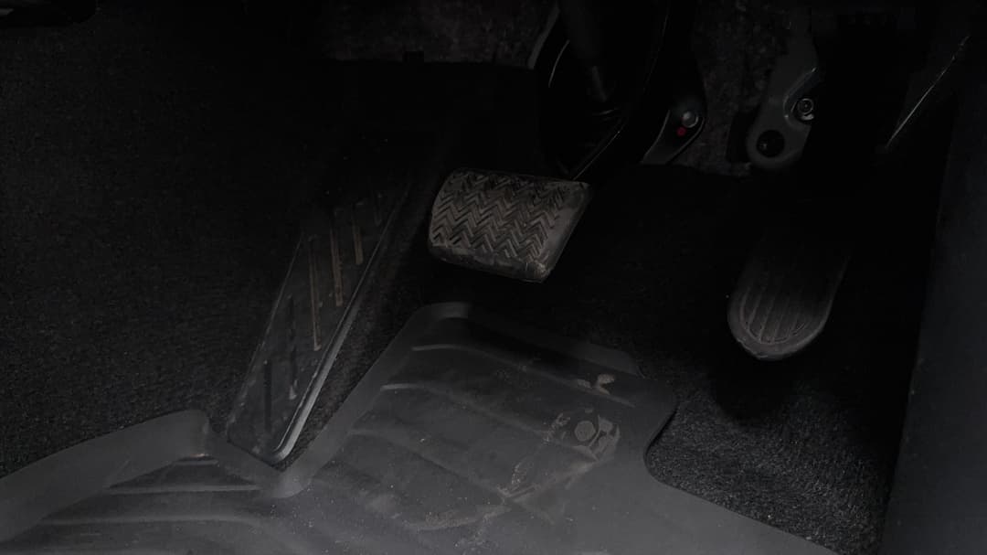 2025 Toyota Fortuner Crusade, Automatic, 11274 km, Pedals and Footmat