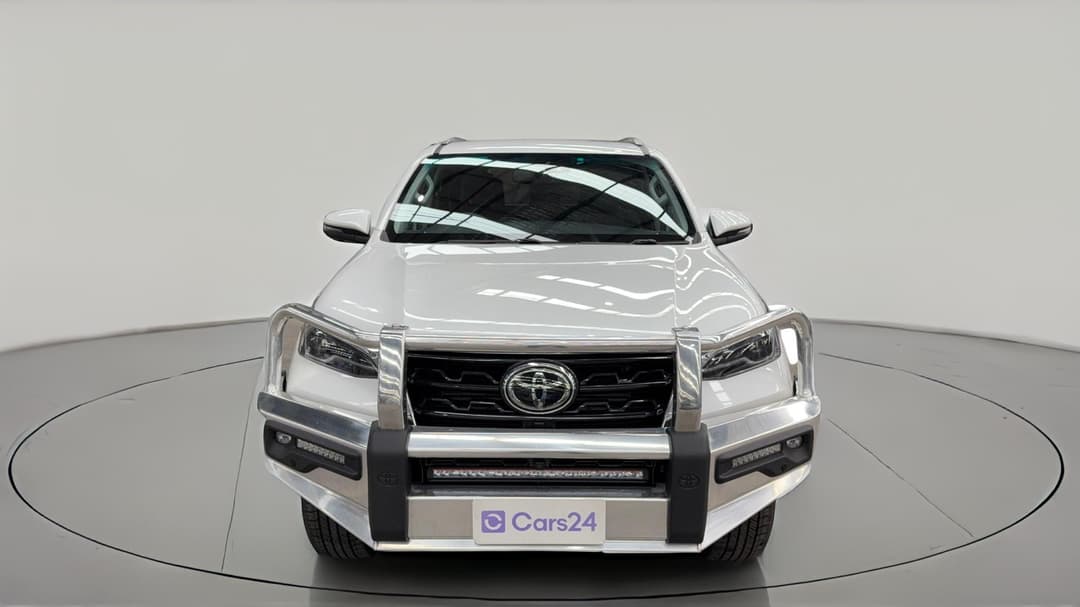 2025 Toyota Fortuner Crusade, Automatic, 11274 km, Front View