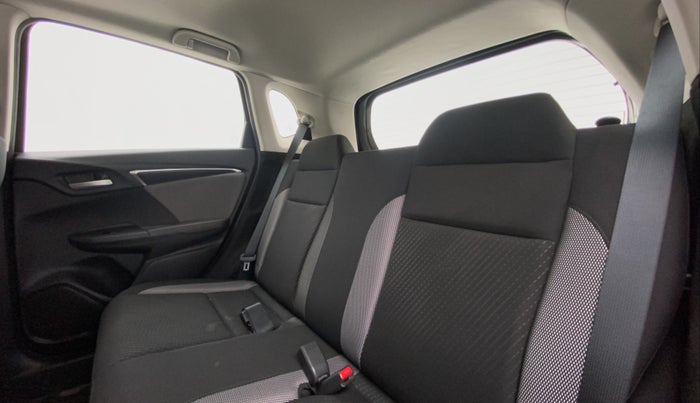 2019 Honda WR-V 1.2 i-VTEC VX MT, Petrol, Manual, 15,680 km, Right Side Rear Door Cabin