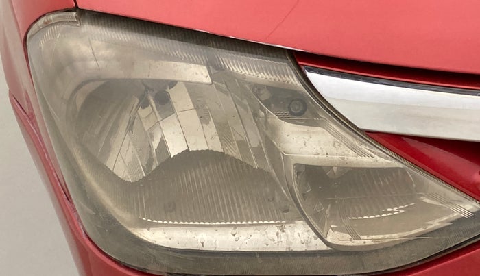 2011 Toyota Etios V, Petrol, Manual, 87,194 km, Right headlight - Faded
