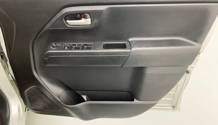 2019 Maruti New Wagon-R VXI (O) 1.2L, Petrol, Manual, 55,508 km, Driver Side Door Panels Control