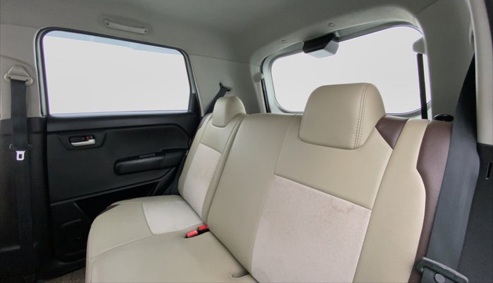 2019 Maruti New Wagon-R VXI (O) 1.2L, Petrol, Manual, 55,508 km, Right Side Rear Door Cabin