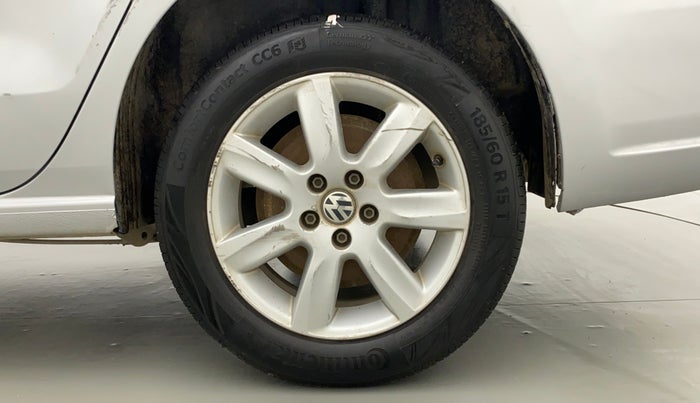 2011 Volkswagen Vento HIGHLINE 1.6 MPI, Petrol, Manual, 81,009 km, Left Rear Wheel
