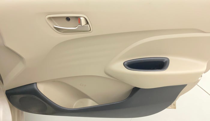 2019 Hyundai NEW SANTRO MAGNA, Petrol, Manual, 59,985 km, Driver Side Door Panels Control