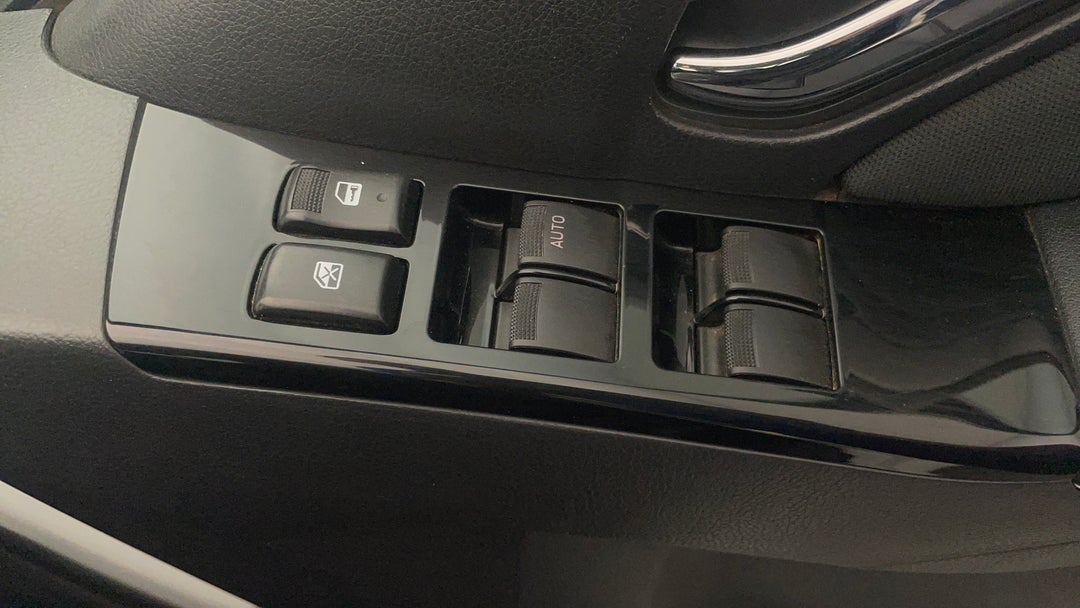 Drivers Side Door Panel Controls