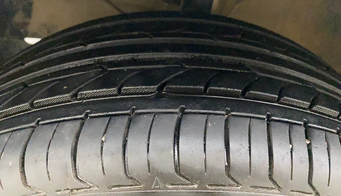 2016 Maruti Baleno ZETA PETROL 1.2, Petrol, Manual, 52,059 km, Left Front Tyre Tread