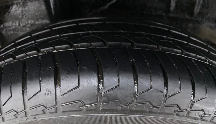 2019 Honda Amaze 1.2 SMT I VTEC, CNG, Manual, 59,332 km, Right Rear Tyre Tread