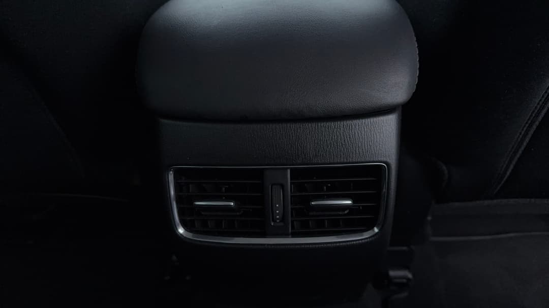 Rear A/C Vent