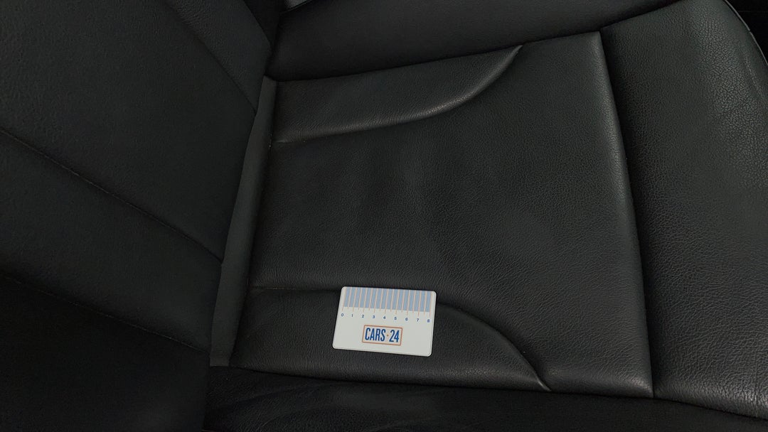 Seats Front RHS Wear