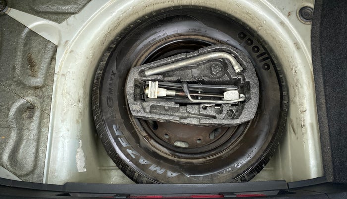 2010 Volkswagen Polo COMFORTLINE 1.2L PETROL, Petrol, Manual, 56,034 km, Spare Tyre