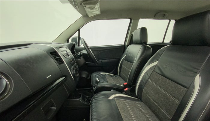 2015 Maruti Wagon R Stingray VXI, Petrol, Manual, 28,862 km, Right Side Front Door Cabin