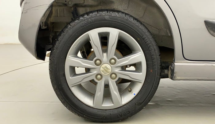 2015 Maruti Wagon R Stingray VXI, Petrol, Manual, 28,862 km, Right Rear Wheel