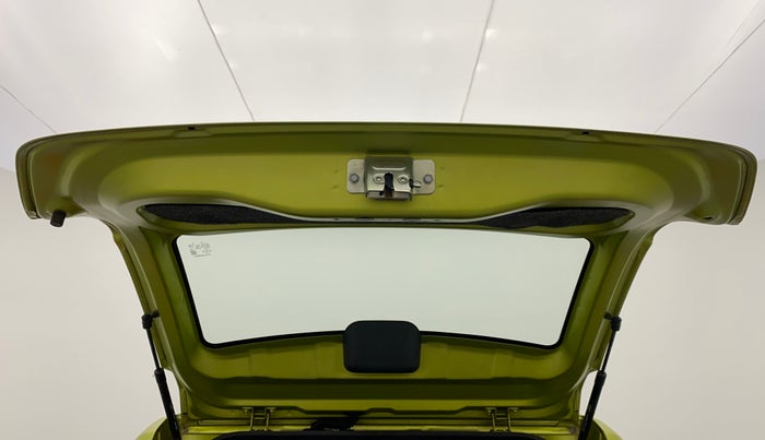 2017 Datsun Redi Go T (O), Petrol, Manual, 38,025 km, Boot Door Open