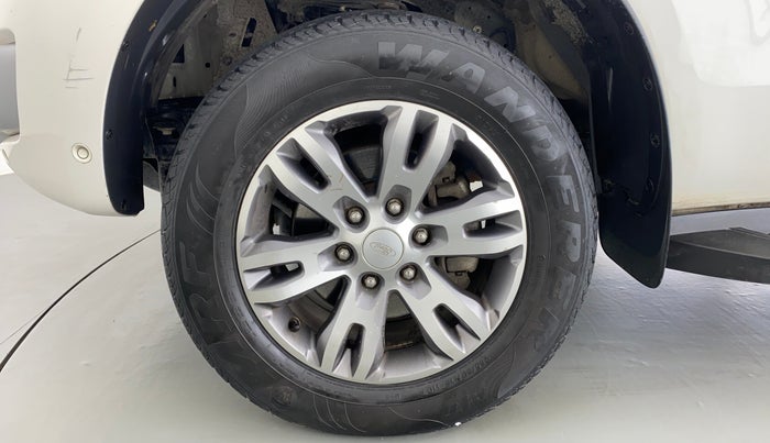 2018 Ford Endeavour 3.2l 4X4 AT Titanium, Diesel, Automatic, 35,286 km, Left Front Wheel