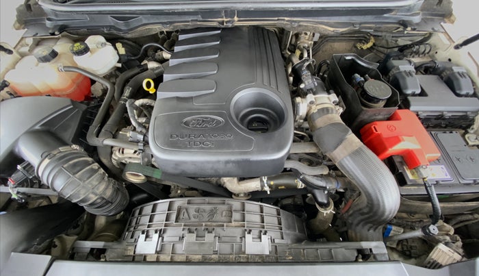 2018 Ford Endeavour 3.2l 4X4 AT Titanium, Diesel, Automatic, 35,286 km, Open Bonet