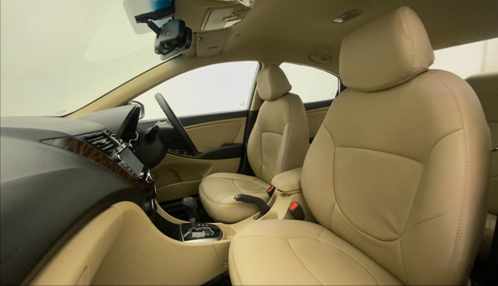 2016 Hyundai Verna 1.6 VTVT SX AT, Petrol, Automatic, 12,693 km, Right Side Front Door Cabin