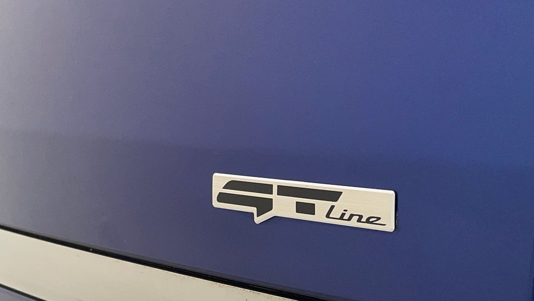 Badge (Boot Right Side)