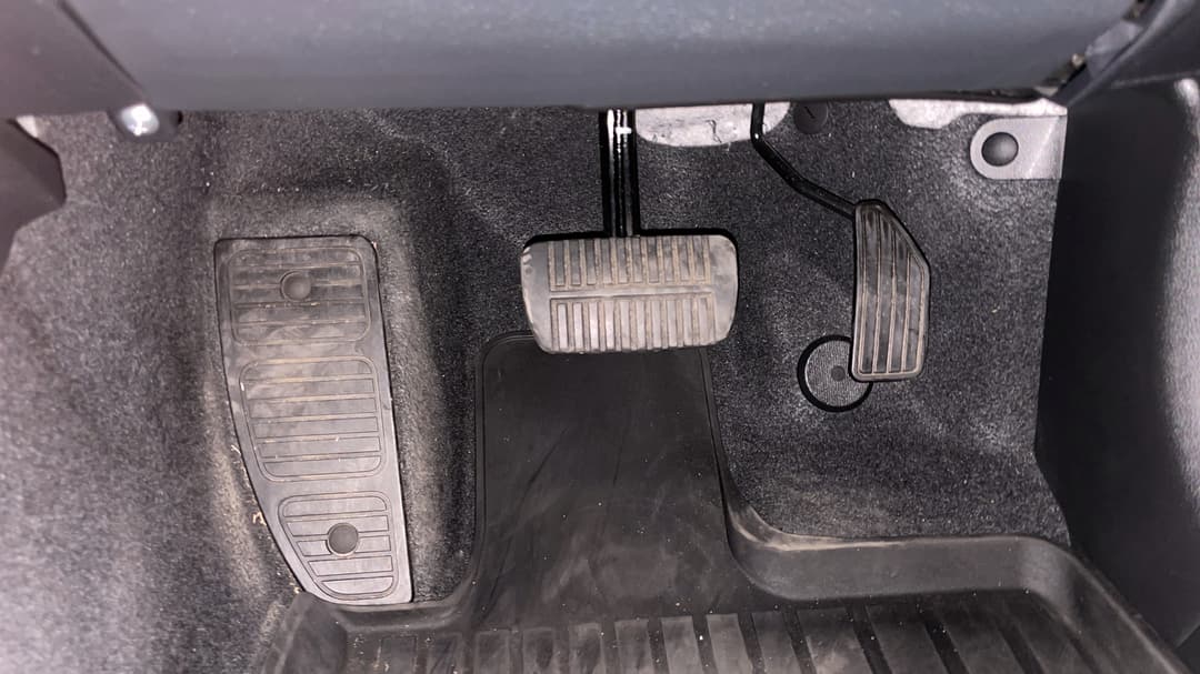 2021 Subaru Outback AWD, Automatic, 58213 km, Pedals and Footmat