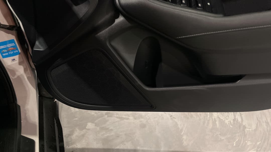 2021 Subaru Outback AWD, Automatic, 58213 km, Speaker View