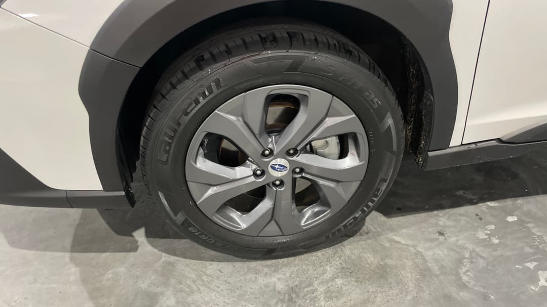 2021 Subaru Outback AWD, Automatic, 58213 km, Left Front Wheel