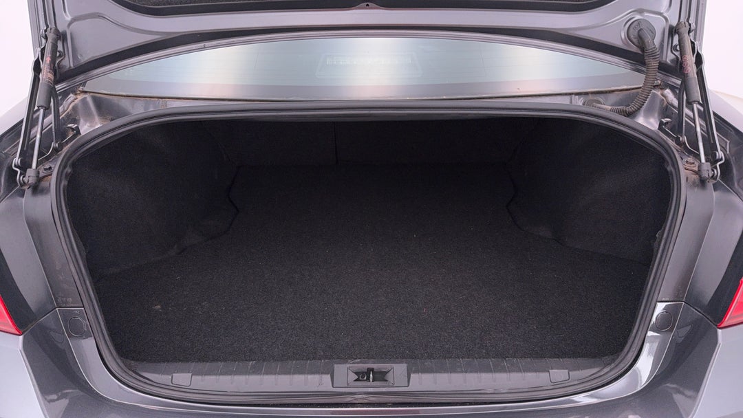 2020 Subaru Liberty 2.5i AWD, Automatic, 72220 km, Boot Inside View